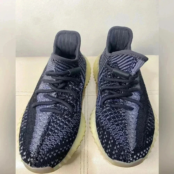 Yeezy Black and Gray Men's Shoes - Picture 9 of 12